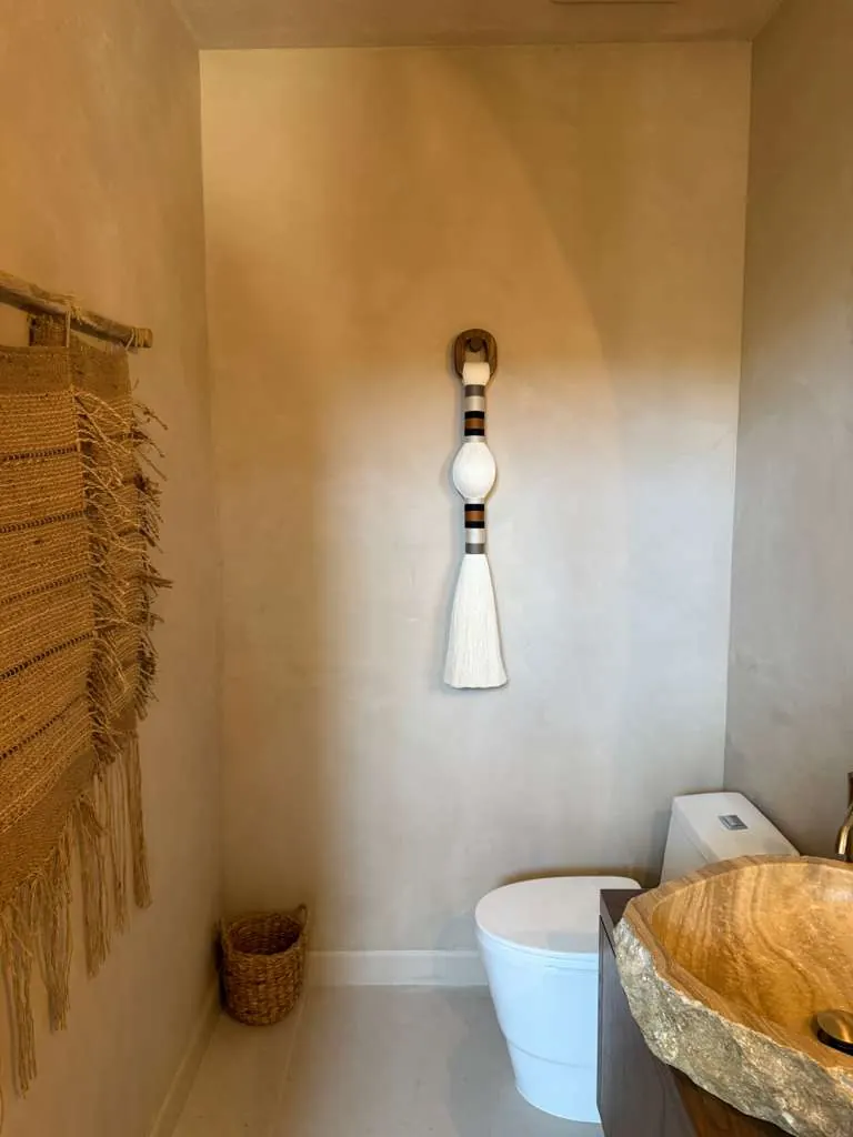 Hiseki in a client's home